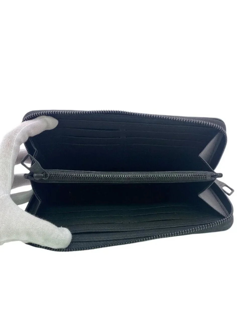 Louis Vuitton Zippy Wallet Horizontal Monogram Taurillon